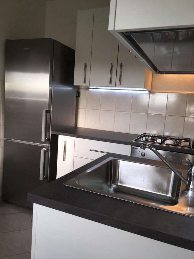 Apartma Mari Lägenhet Lucija Exteriör bild