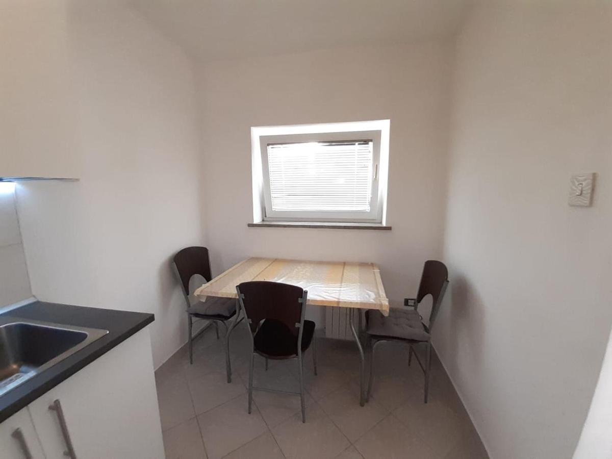 Apartma Mari Lägenhet Lucija Exteriör bild