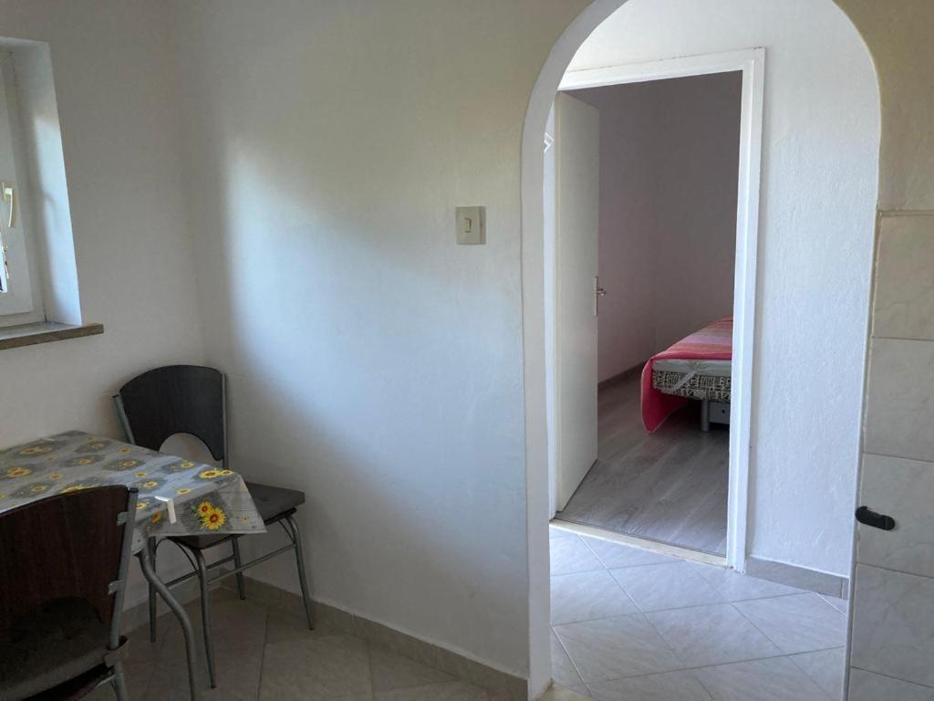 Apartma Mari Lägenhet Lucija Exteriör bild